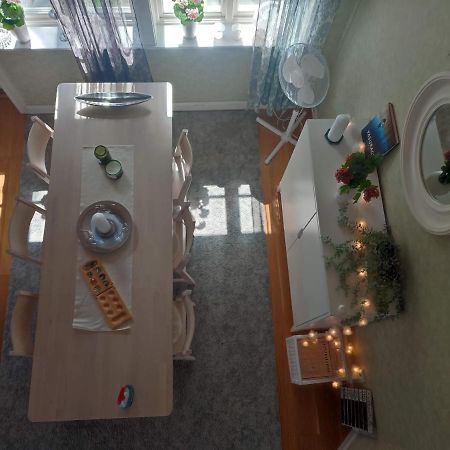 Villa I Norrtaelje エクステリア 写真