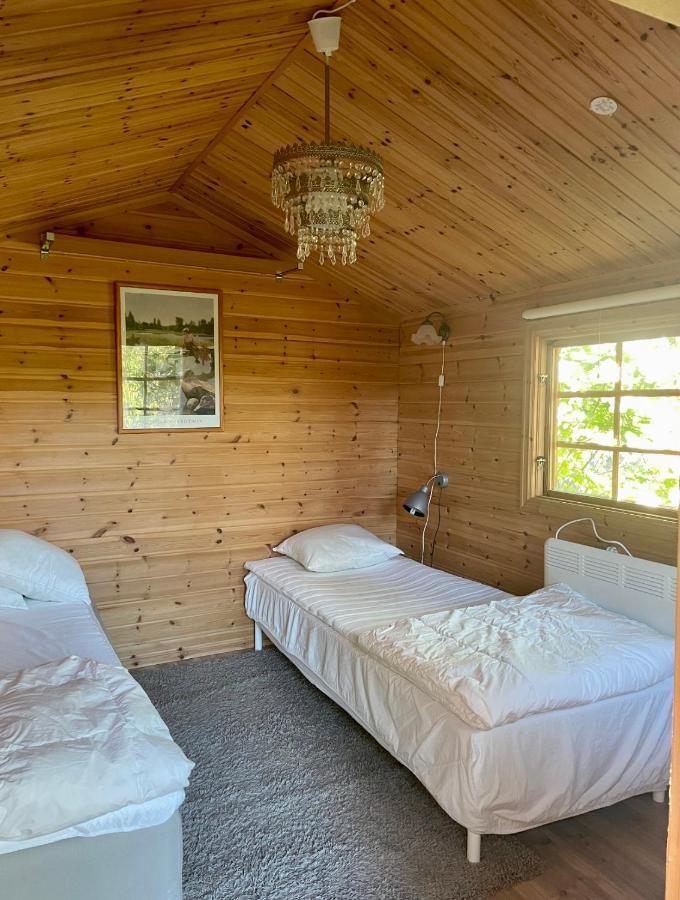 Villa I Norrtaelje エクステリア 写真