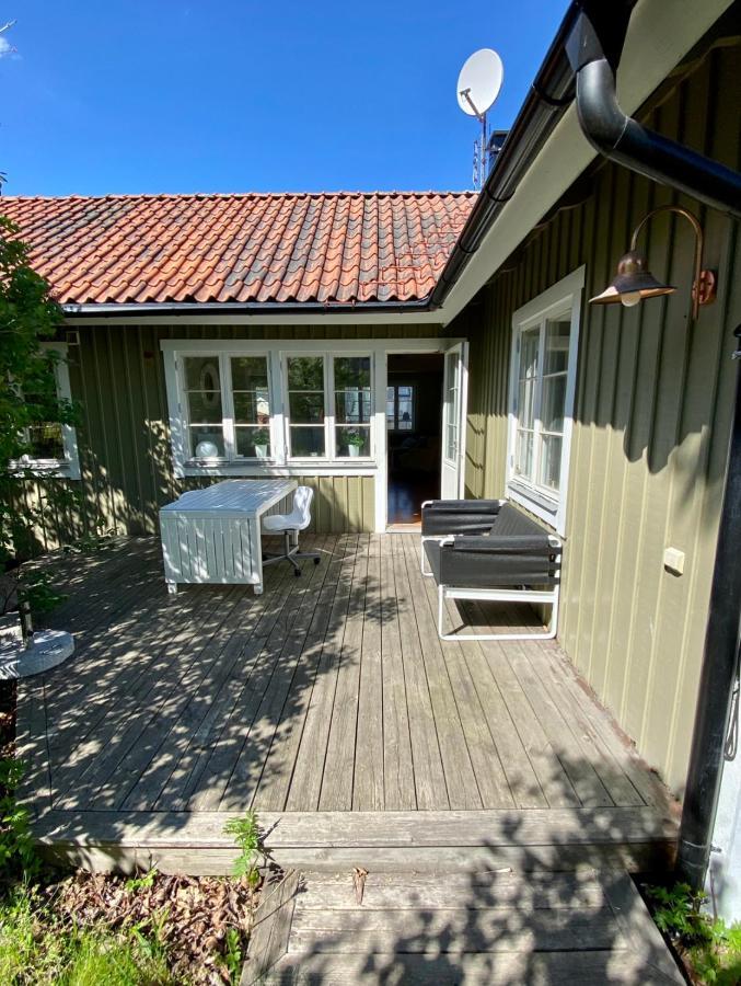 Villa I Norrtaelje エクステリア 写真