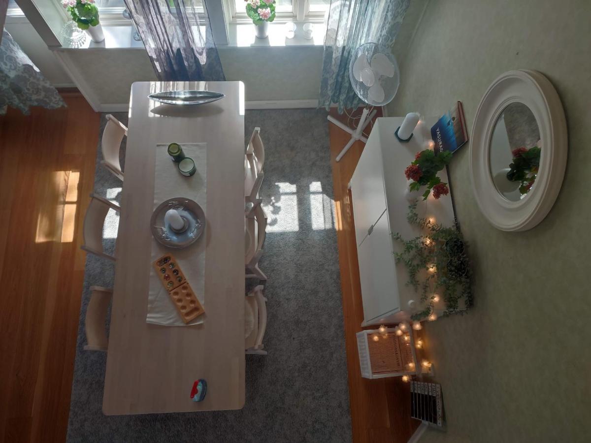 Villa I Norrtaelje エクステリア 写真