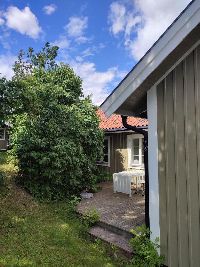 Villa I Norrtaelje エクステリア 写真